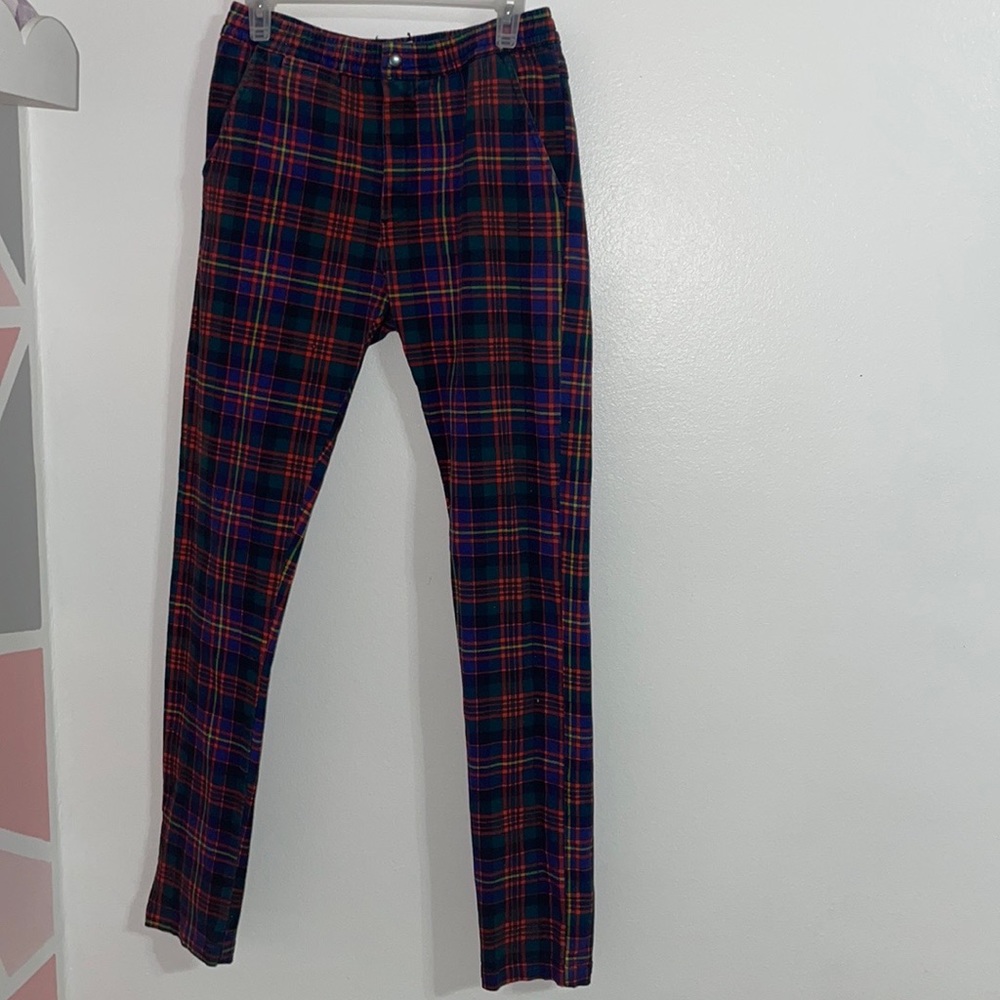 URBAN OUTFITTER PLAID PANTS SIZE MEDIUM